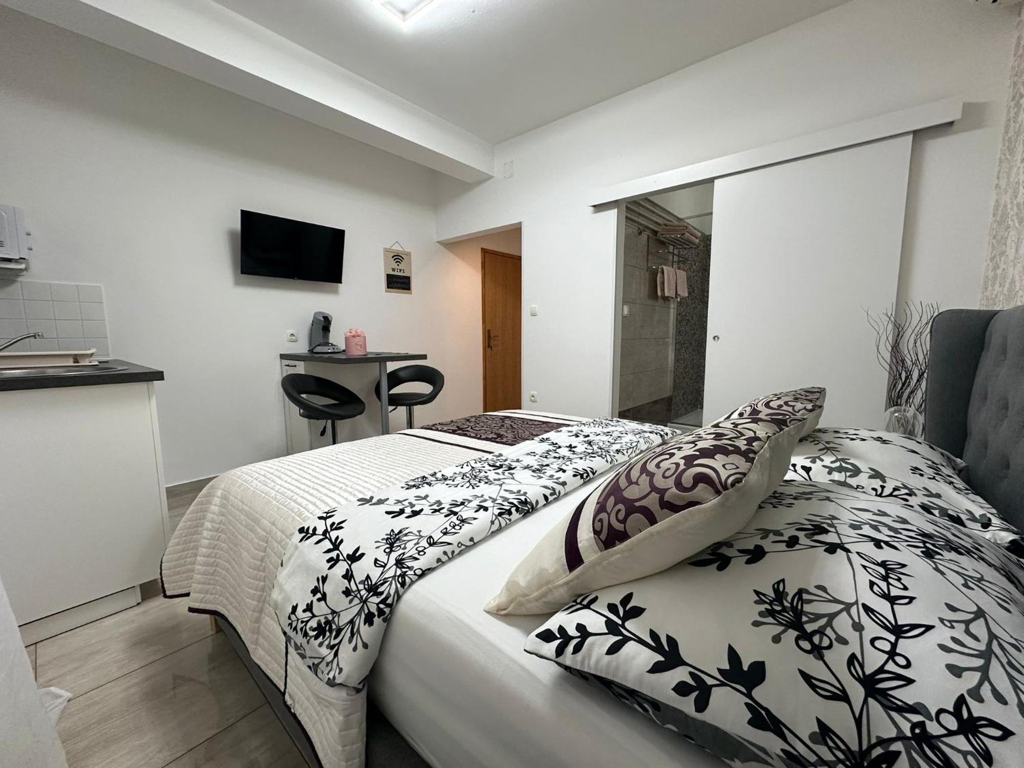 Apartments Prpic 1,Senj 塞尼 外观 照片