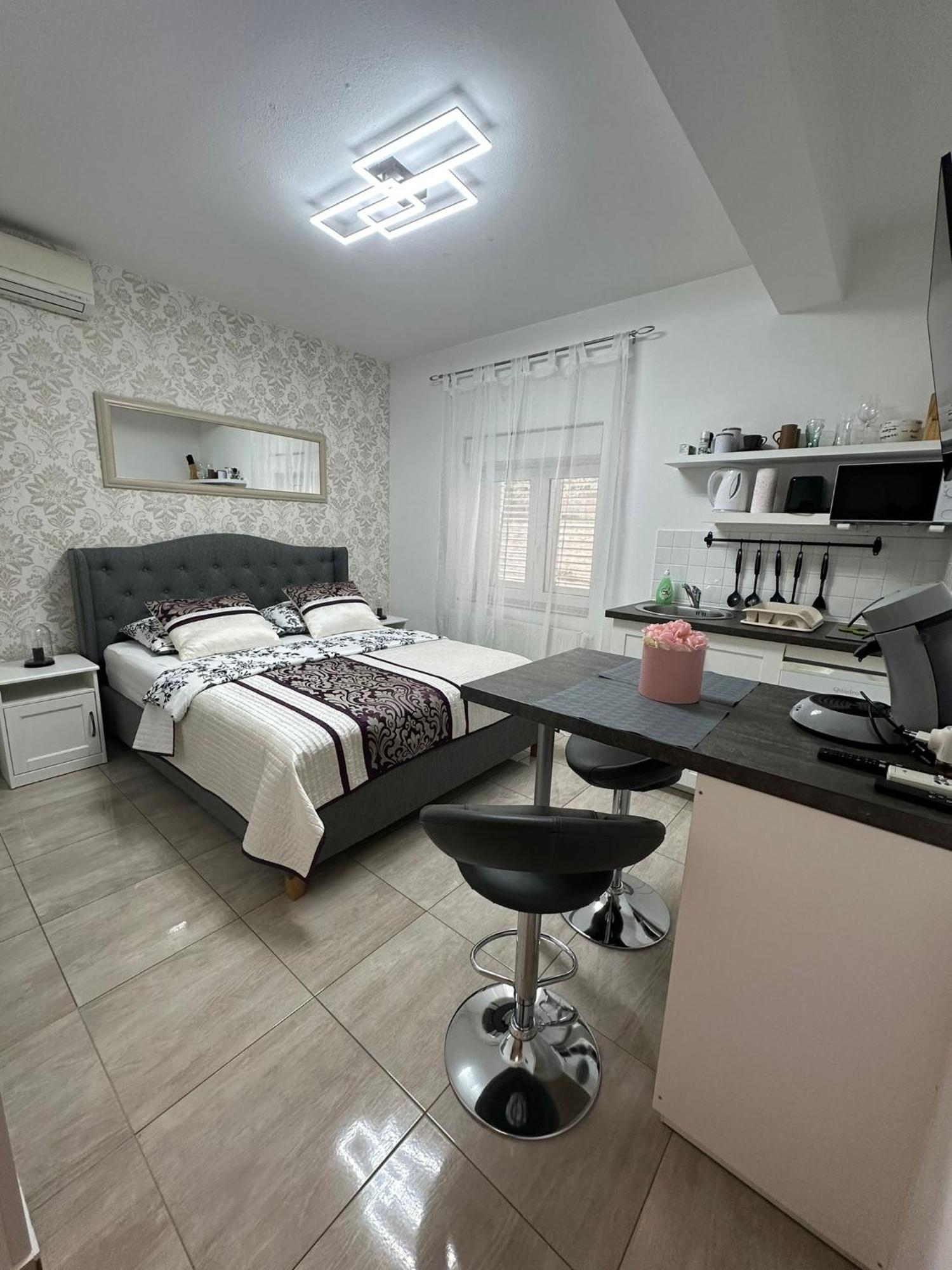 Apartments Prpic 1,Senj 塞尼 外观 照片