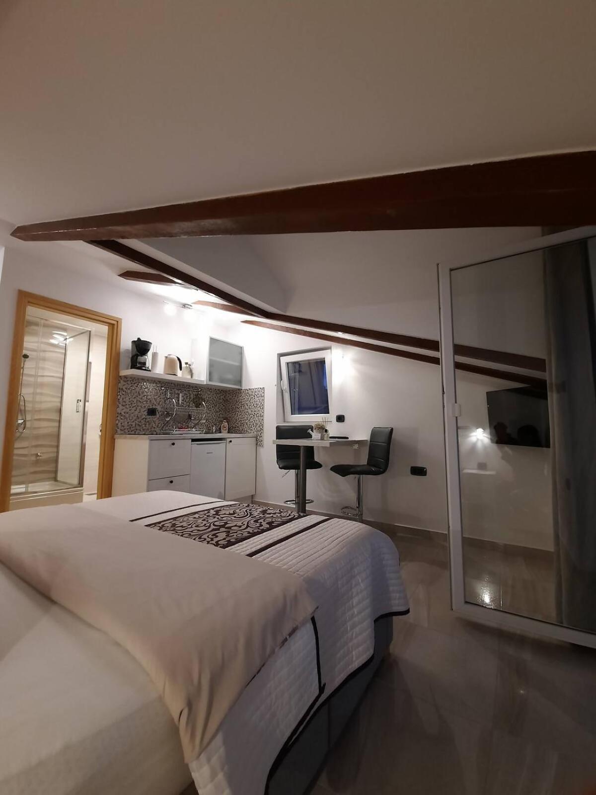 Apartments Prpic 1,Senj 塞尼 外观 照片